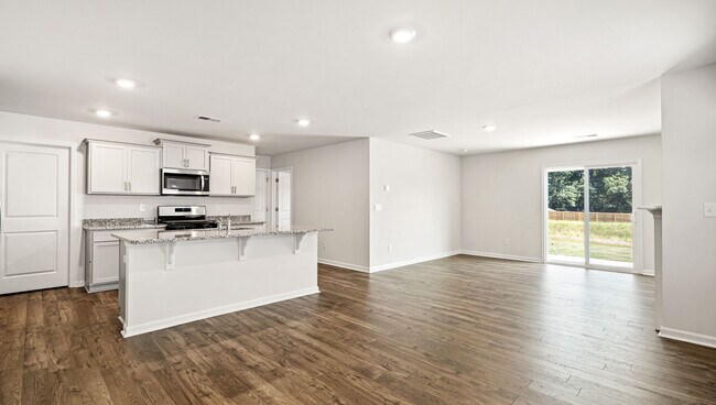 1204 Canter Place, Roebuck, SC 29376 - photo 5