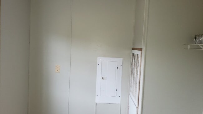 1124 Eulalia Ln, Catawba, NC 28609 - photo 6