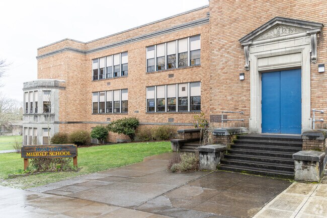 Middle school students travel just north of the neighborhood to Hosford Middle.