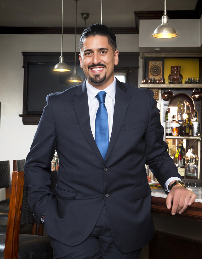 Agent Photo