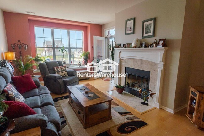 3872 S Lake Dr unit 211, Saint Francis, WI 53235 - photo 5