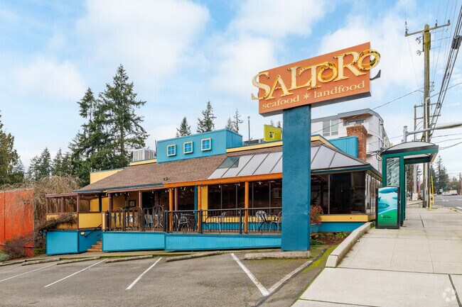 Saltoro serves up American and Italian dishes in a cozy and casual atmosphere.