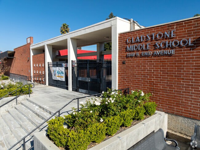 Gladstone High School