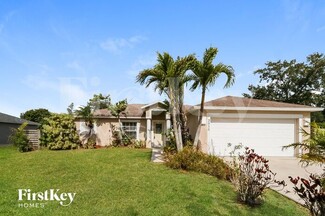 2050 SE Crystal Mist St, Port St. Lucie, FL 34983