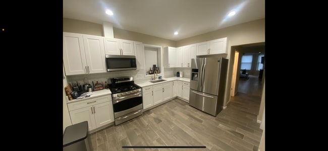 3128 W 38th Place unit Floor 1, Chicago, IL 60632 - photo 2