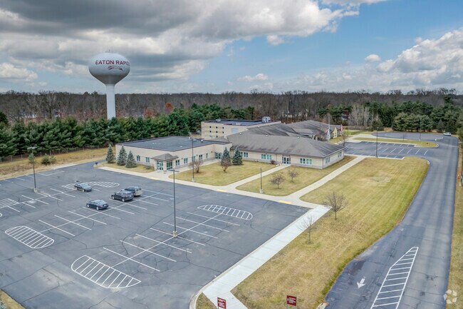 Kids are challenged to excel at Greyhound Central Elementary School.