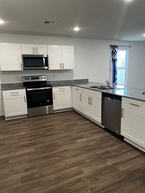 3601 Mariscal Dr, Kingman, AZ 86401 - photo 2