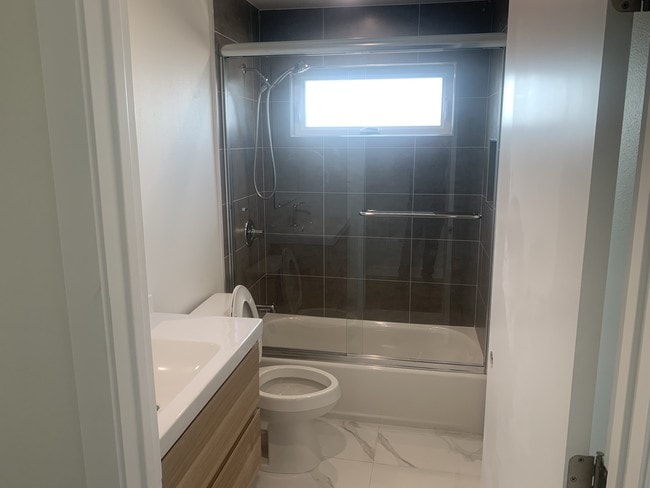 708 W Gage Ave unit 1, Los Angeles, CA 90044 - photo 7