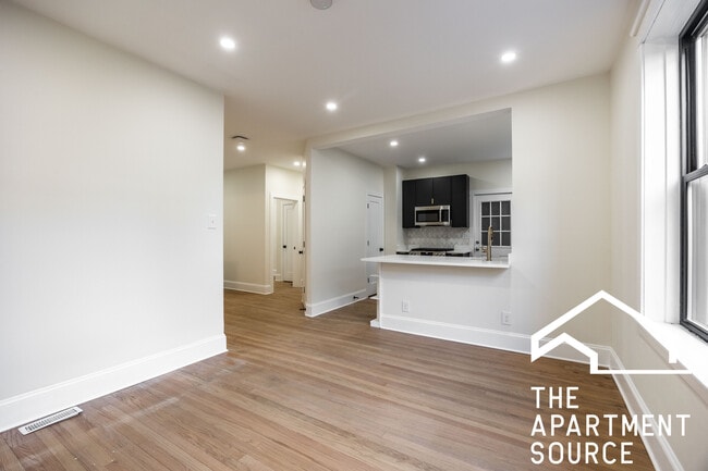 4638 N Hamilton Ave unit 1, Chicago, IL 60625 - photo 4