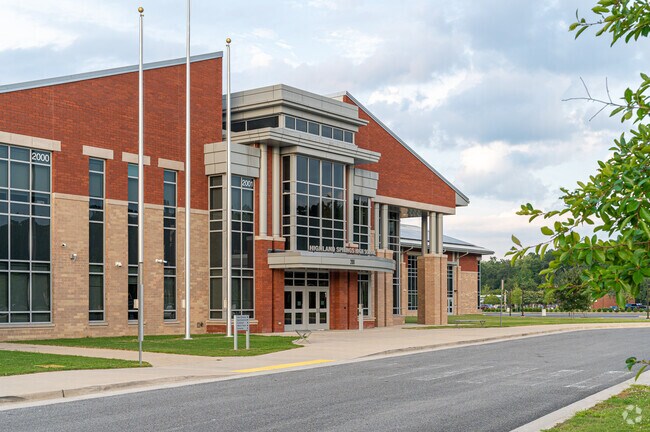 Highland Springs High School is available for older learners in Creighton.