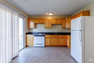 5852 E 20th St, Kansas City, MO 64126