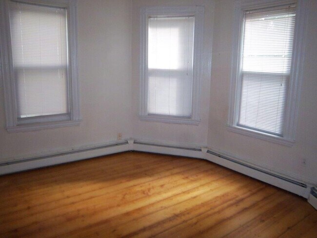 17 Parker Hill Ave unit 3, Roxbury Crossing, MA 02120 - photo 2