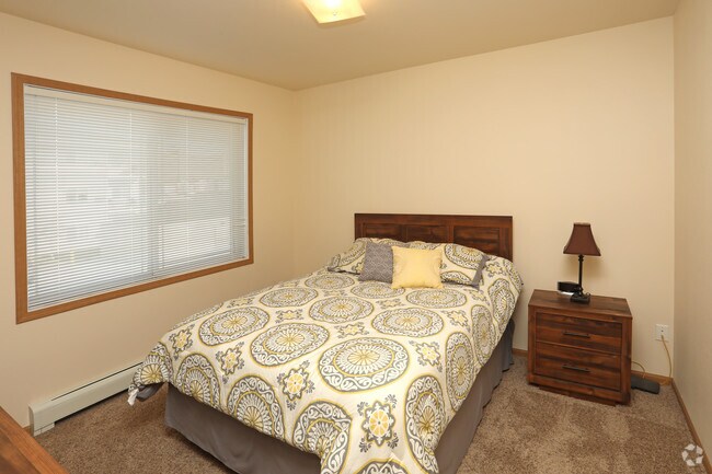 Amber Pointe Apartments, Fargo, ND 58104 - photo 4
