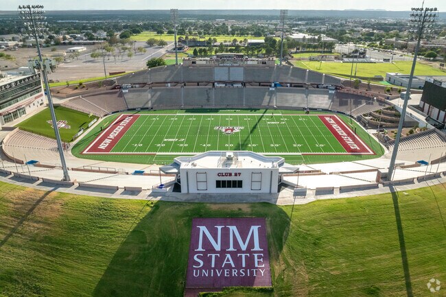 New Mexico State University is under 2 miles from Las Alturas.