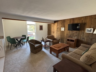 21 S Access Rd Unit 2E, Dover, VT 05356