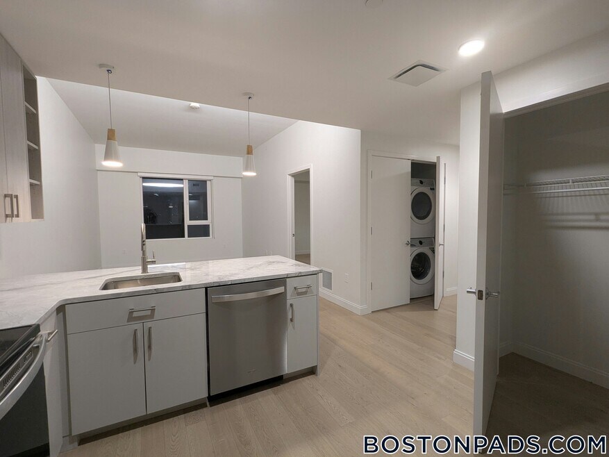 55 Brighton Ave unit 416, Allston, MA 02134 - photo 1