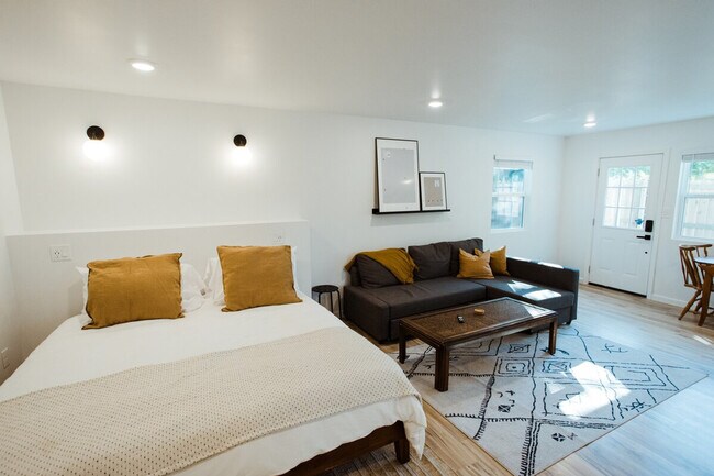 1908 Morrow Ave unit ID1352450P, Waco, TX 76707 - photo 4