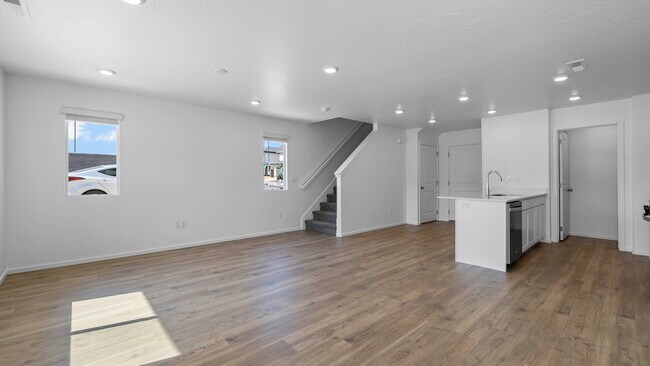 1694 S Wahweap Way unit 2361, Washington, UT 84780 - photo 3