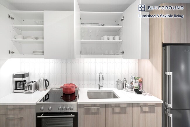 88 Ames St unit FL17-ID36, Cambridge, MA 02142 - photo 5