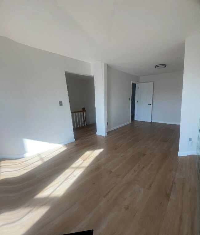 120 Beach St unit 2, Jersey City, NJ 07307 - photo 4