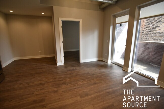 3833 N Broadway St unit 419, Chicago, IL 60613 - photo 4