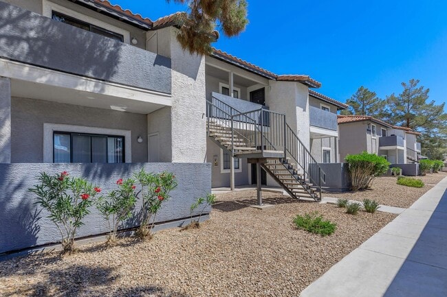 Parc 17, Las Vegas, NV 89115 - photo 2