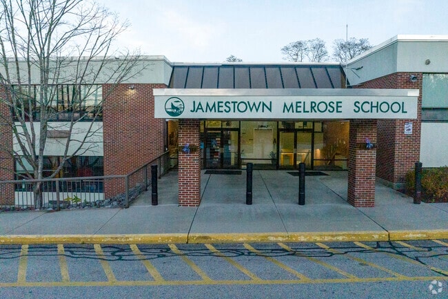 Jamestown Melrose School has 245 students in grades PK-4 with a student-teacher ratio of 10:1.