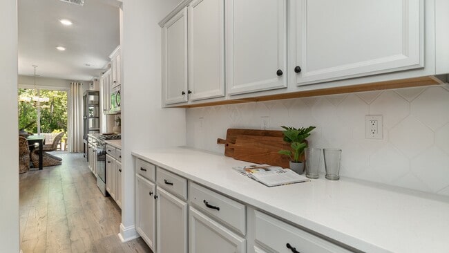 3005 Royal Bluff Ln unit 36209743, Florence, SC 29505 - photo 2