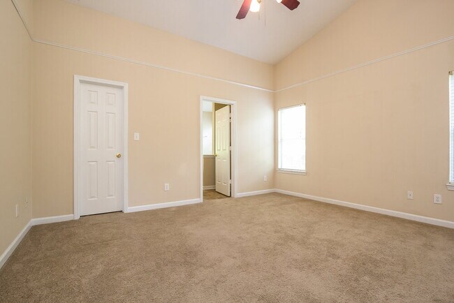 1715 Heatherton Rd, Dacula, GA 30019 - photo 7