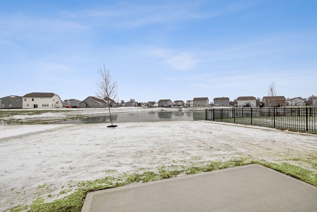 6042 Cedar Shade Way, Indianapolis, IN 46259 - photo 2