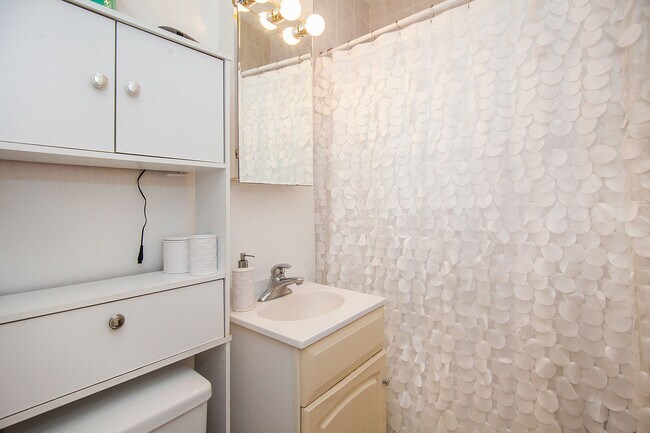 33 Walbridge St unit 3, Allston, MA 02134 - photo 7