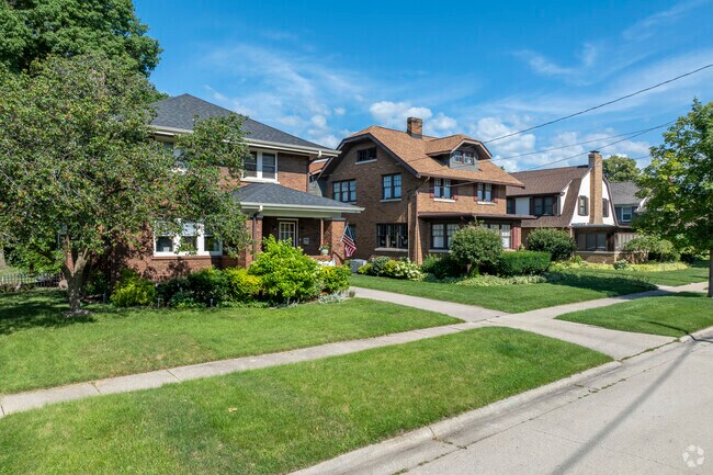 Homes in Edgewater come in a variety of style and size.