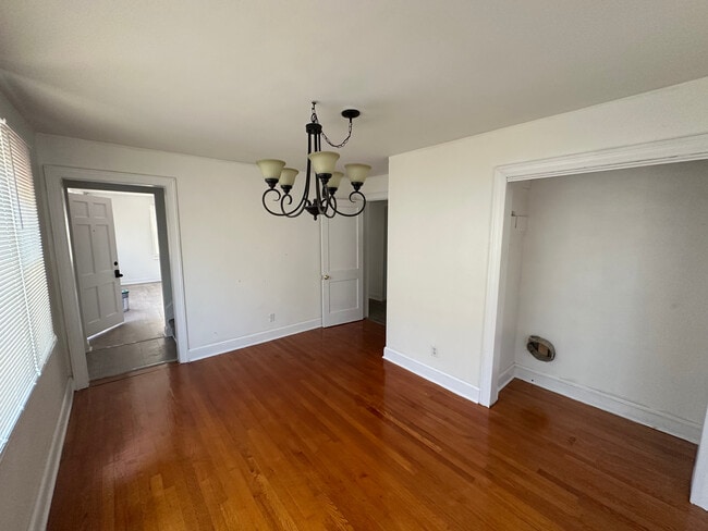 Formal dining room