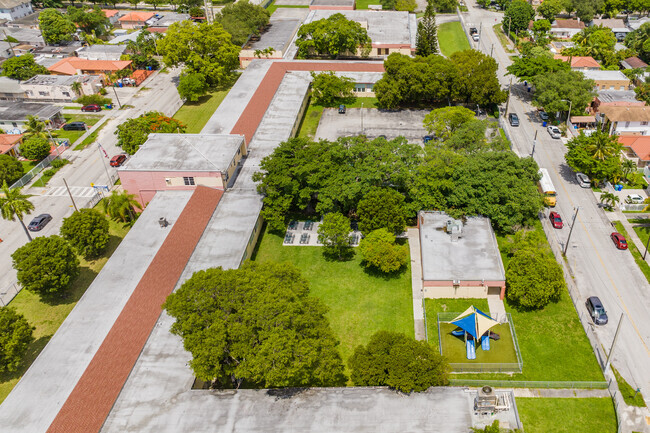 Auburndale Elementary School has a beautiful and secure campus for students.