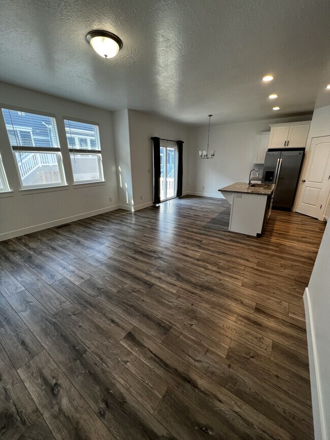 4024 W 740 N, Lehi, UT 84043 - photo 5
