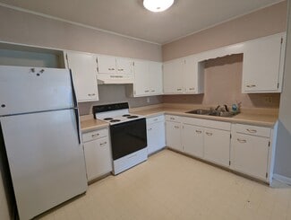 510 S Madison St Unit 3, Marion, IL 62959
