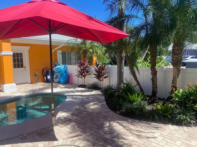 112 77th St unit ID1363945P, Holmes Beach, FL 34217 - photo 5