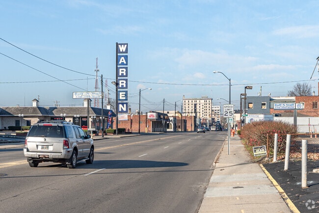 Major thoroughfare connects Warren-Trumbull County to the surrounding area.