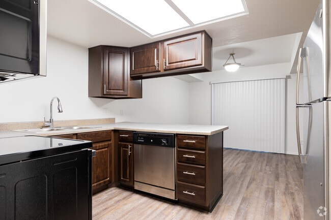 Boulder Hollow, Salt Lake City, UT 84121 - photo 3