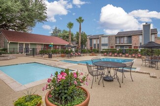 8327 W Tidwell Rd, Houston, TX 77040