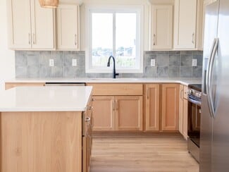 885 2nd Ave, Horace, ND 58047