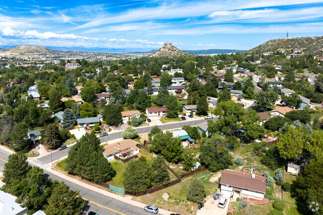 Craig-Gould neighborhood, next door to Downtown Castle Rock, offers a variety of homes.