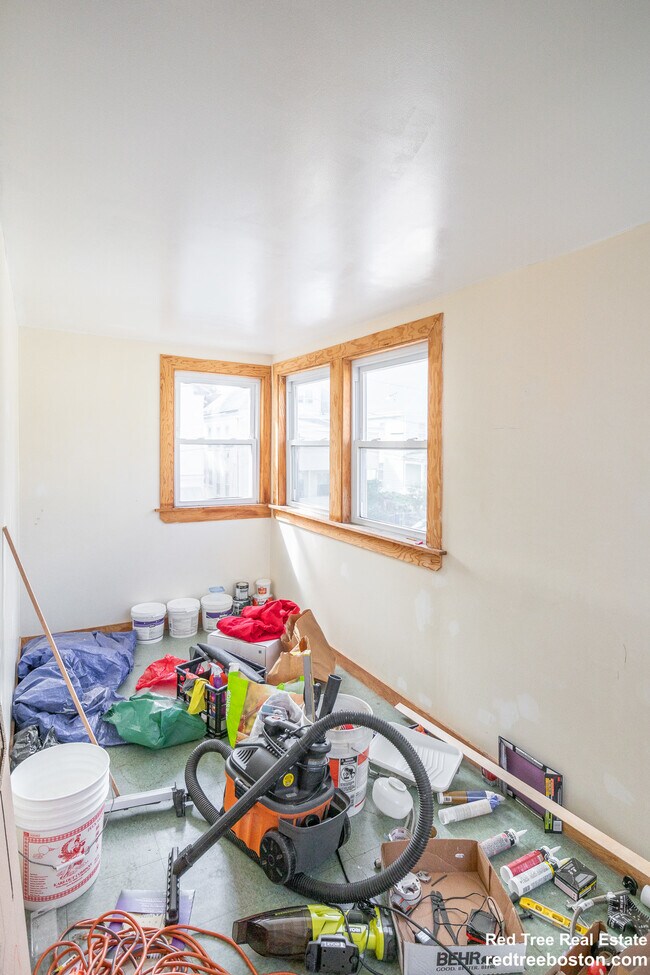 110 Murdock St unit 3, Brighton, MA 02135 - photo 4