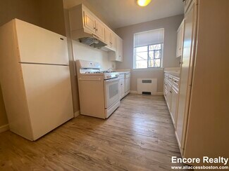30 Longwood Ave, Brookline, MA 02446