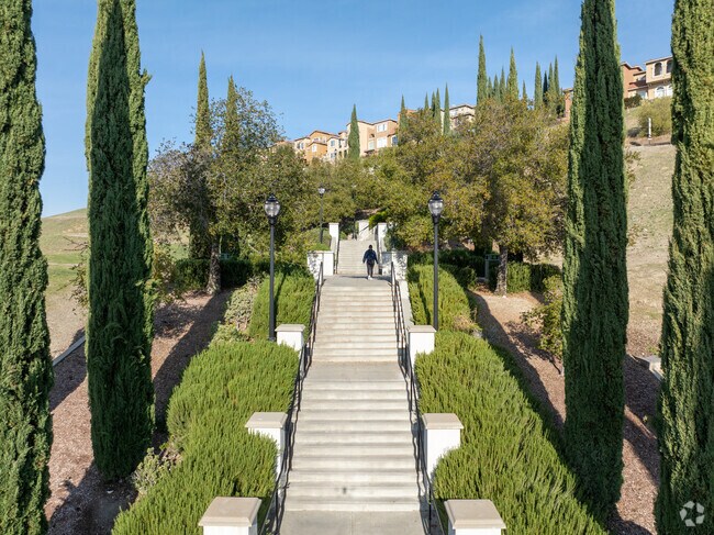 Iconic staircase connects Communications Hill to the base in South San Jose.