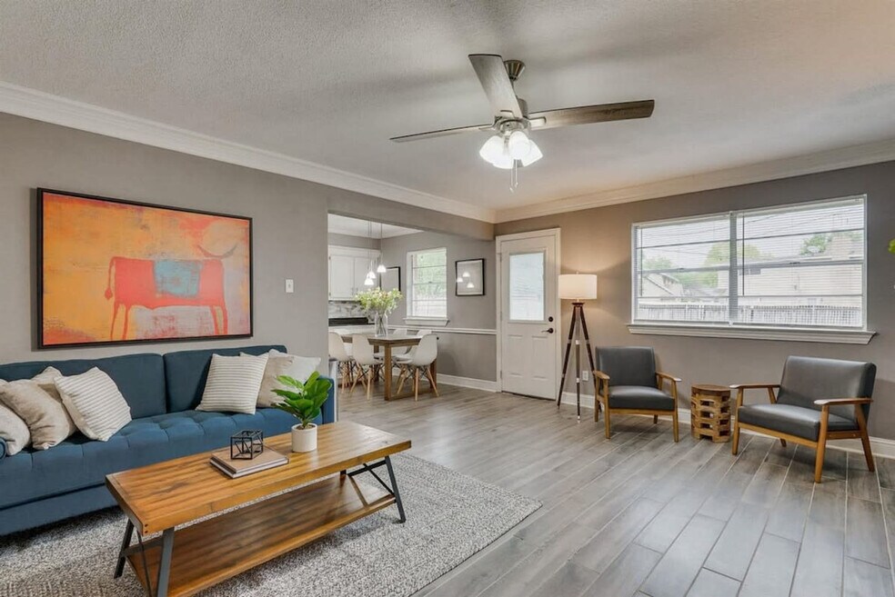 11259 Drummond Dr unit ID1019491P, Dallas, TX 75228 - photo 1