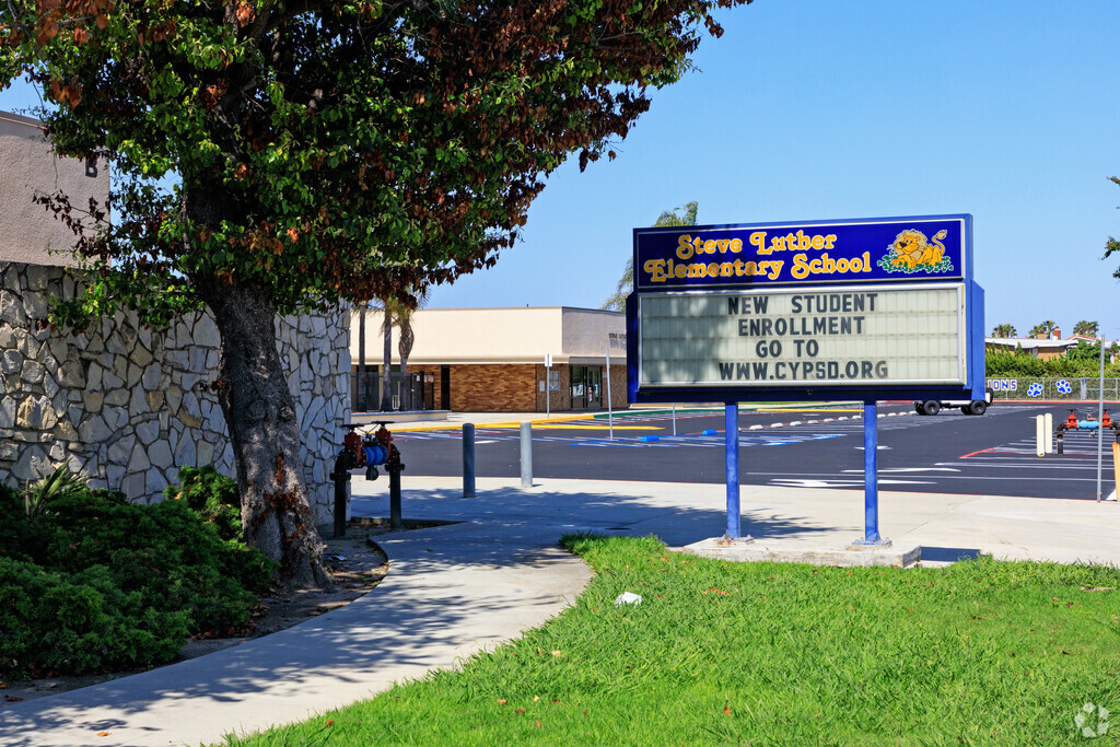 Steve Luther Elementary School, Rankings & Reviews - Homes.com