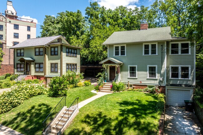 Salisbury Oaks homes built in the early 1900s are well-maintained and historic.