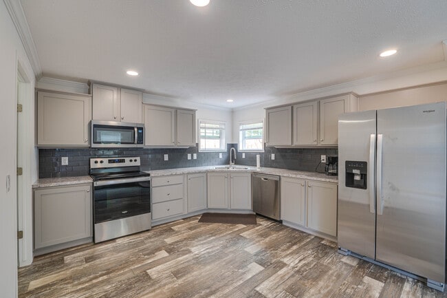 1480 Gulley River Rd, Harrogate, TN 37752 - photo 4