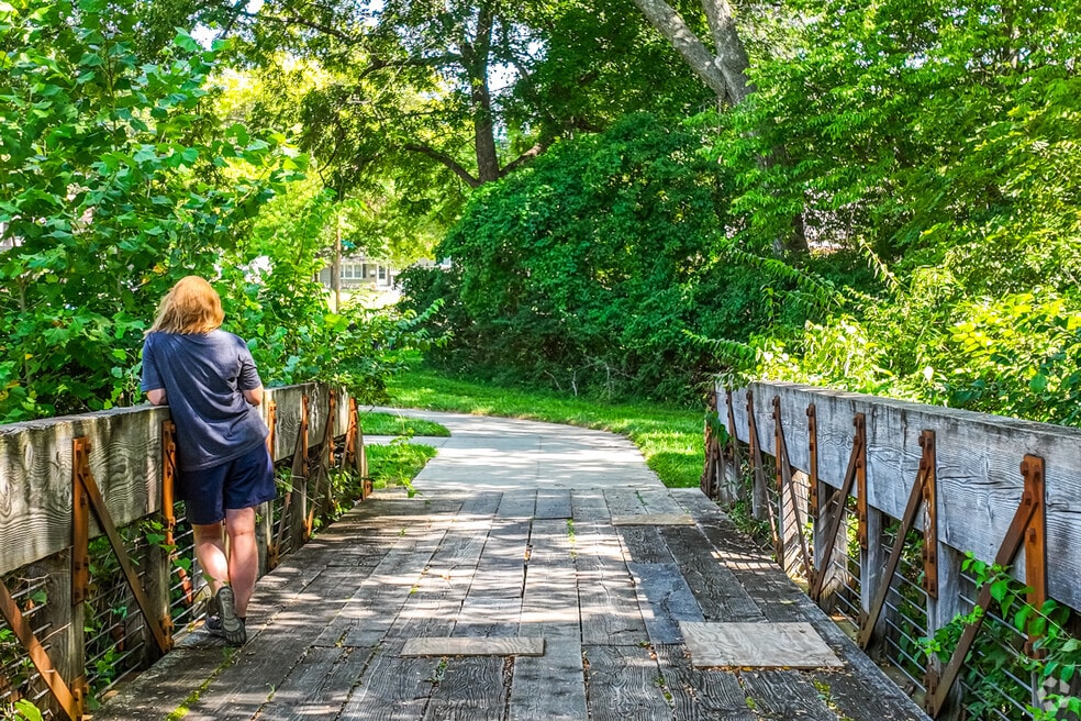 Neighborhood_Royal Oaks_v2_112823